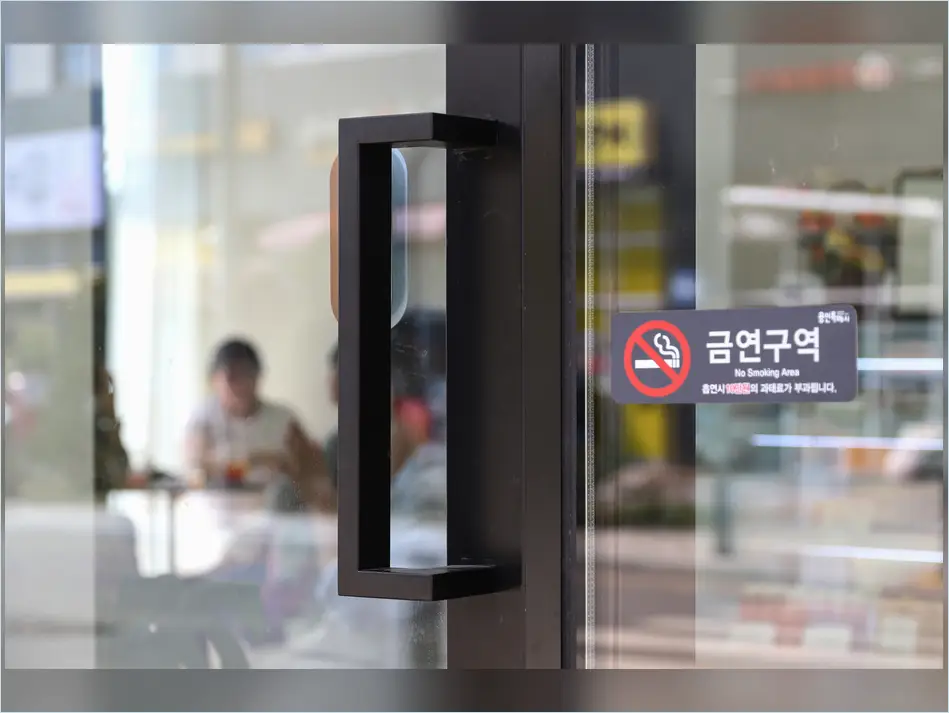 건대구 스터디카페 인테리어 작업 전후 1